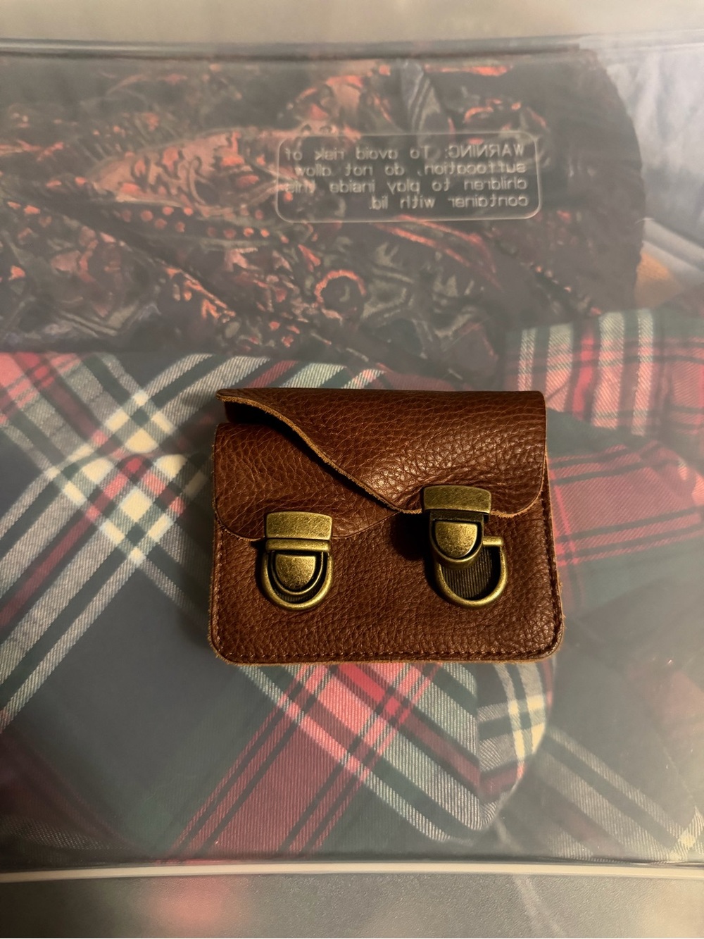 Duluth Trading Co Brown Pebbled Leather Coin Pouch with Brass Clasps